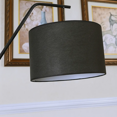 Lámpara De Pie Moderna Living Comedor Deco Innolux Negro Negro
