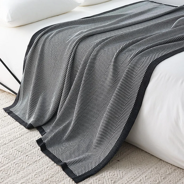 Manta Para Sillon Y Pie De Cama 130 X 150 Cm Homilu Negro Rayas