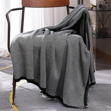 Manta Para Sillon Y Pie De Cama 130 X 150 Cm Homilu Negro Rayas