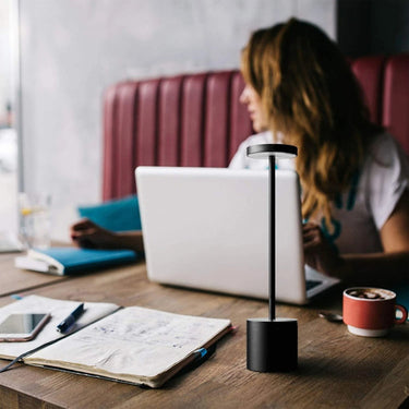 Lampara Mesa Escritorio Led Tactil Usb Decorativa Ajustable