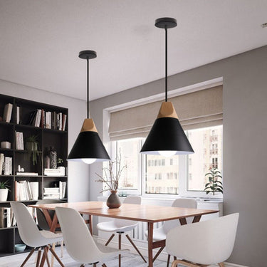 Lampara Colgante Techo Campana Nordica Metal Madera Excelent Negro